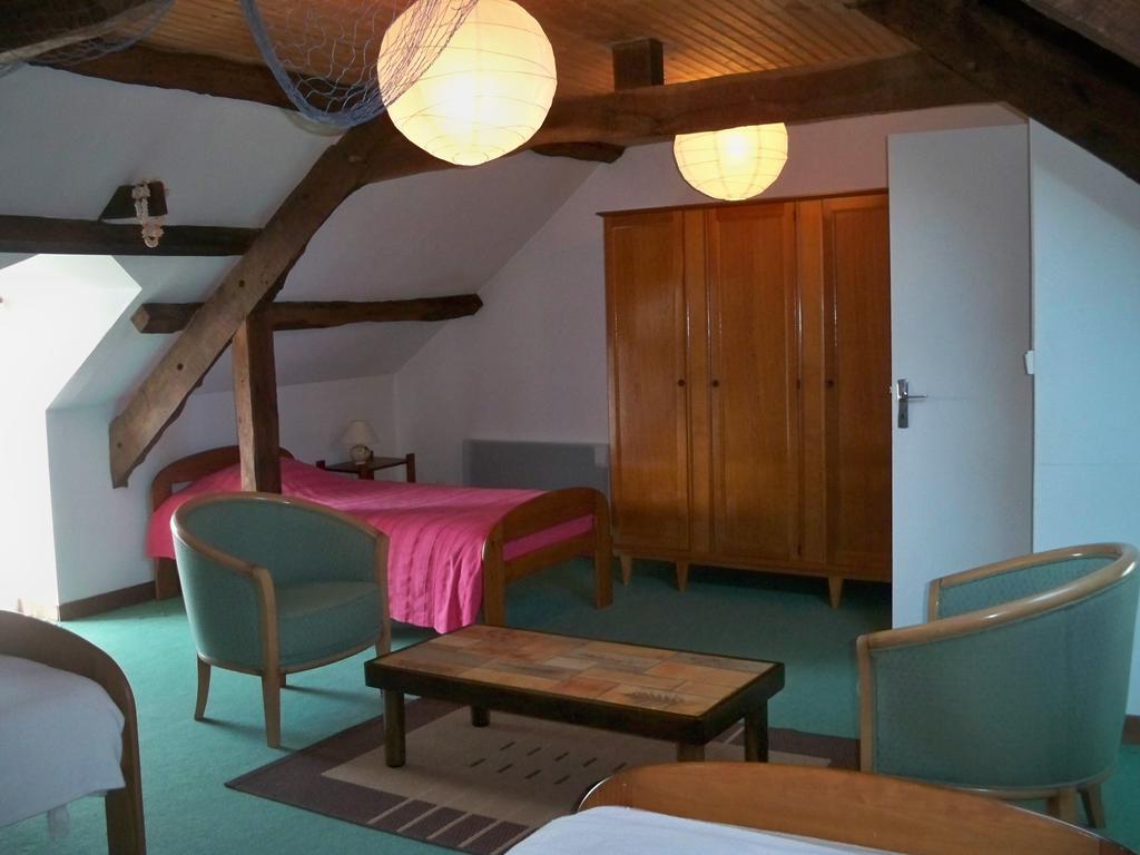 Gite de La Caminais Pleurtuit Habitación foto