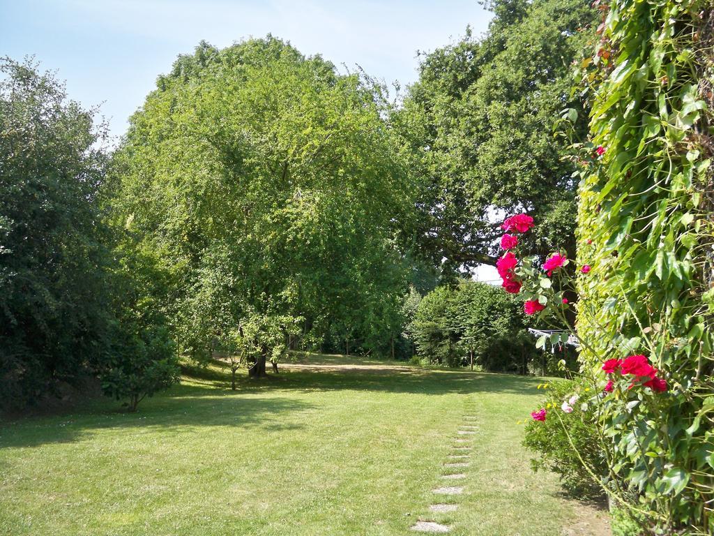Gite de La Caminais Pleurtuit Habitación foto
